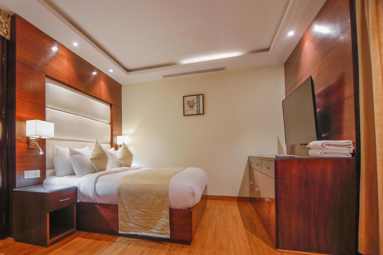 The Grand Parisian Otel Delhi  Dış mekan fotoğraf