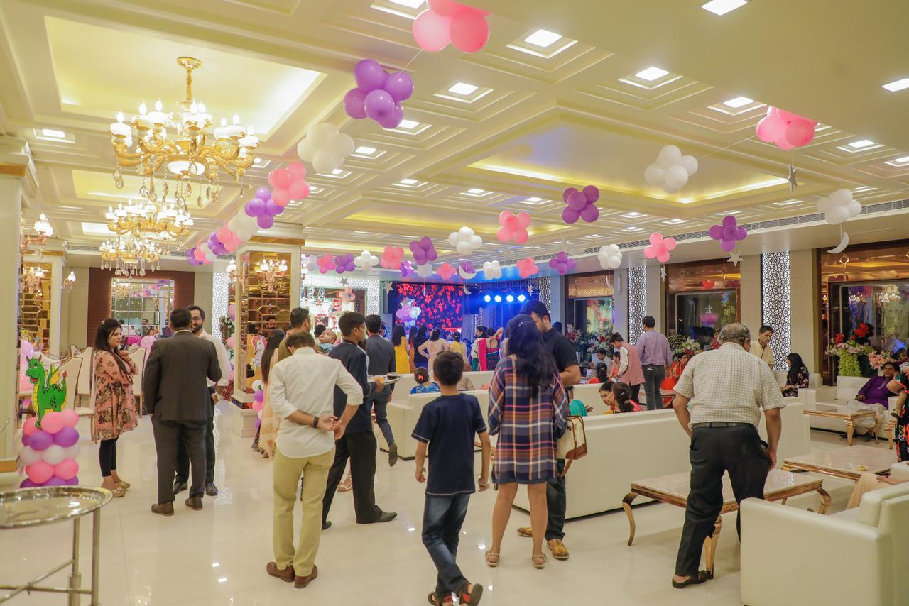 The Grand Parisian Otel Delhi  Dış mekan fotoğraf