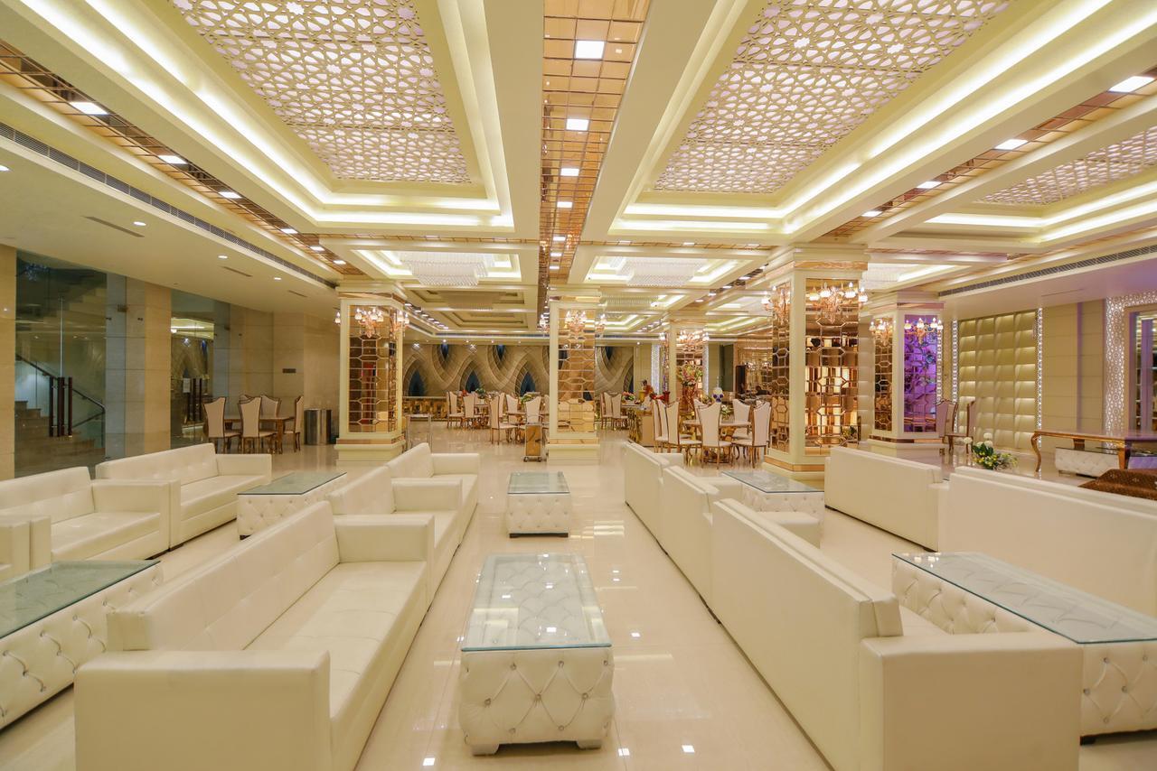 The Grand Parisian Otel Delhi  Dış mekan fotoğraf