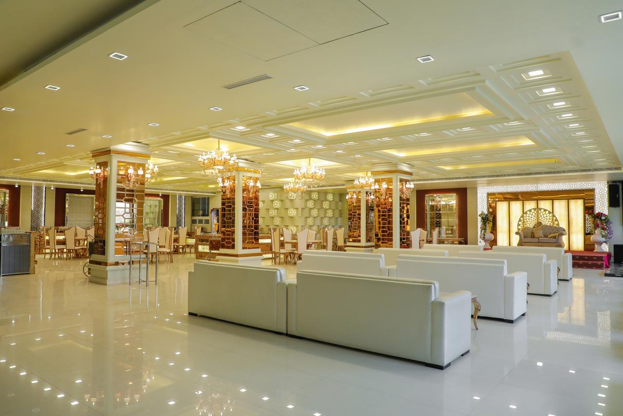 The Grand Parisian Otel Delhi  Dış mekan fotoğraf