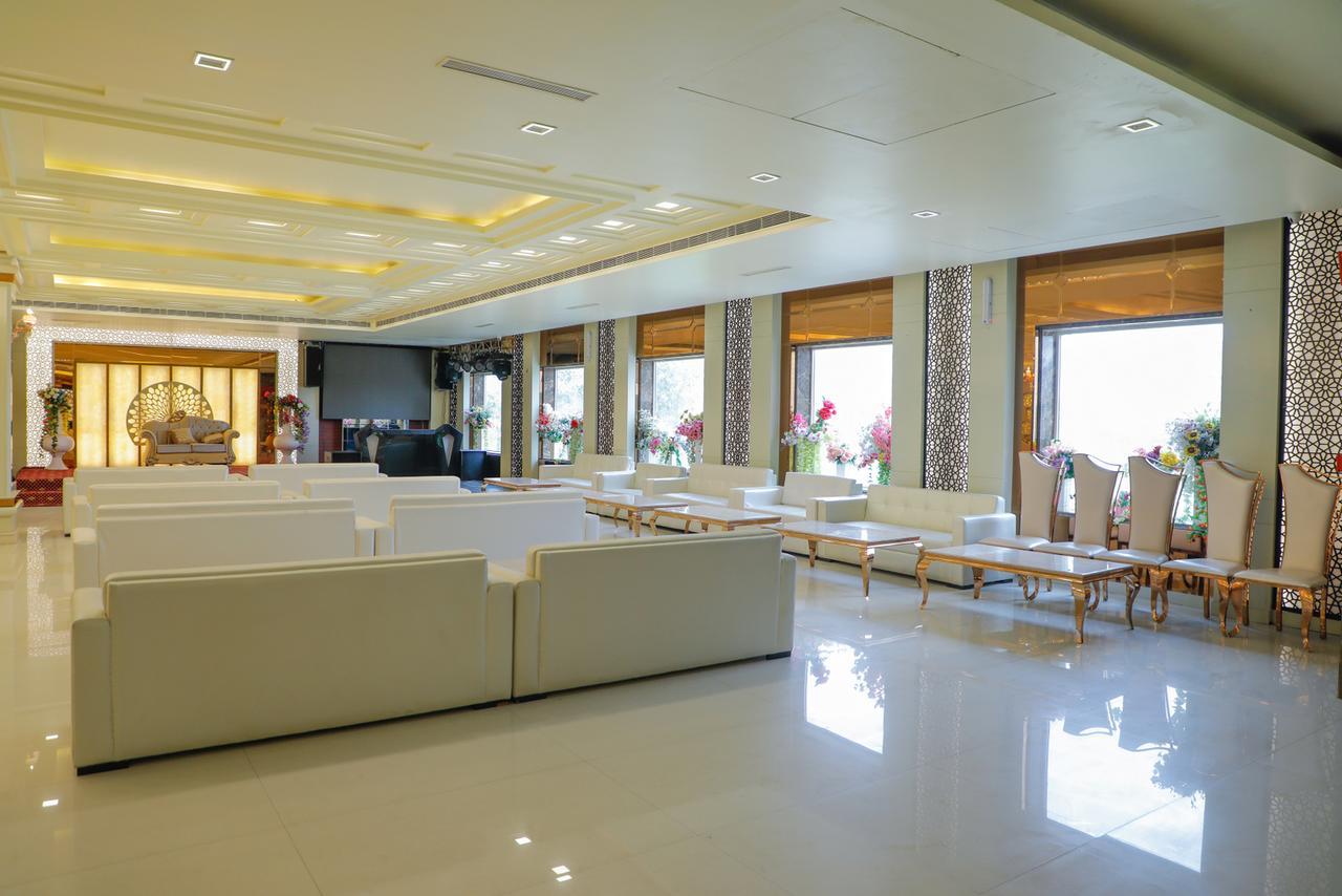 The Grand Parisian Otel Delhi  Dış mekan fotoğraf