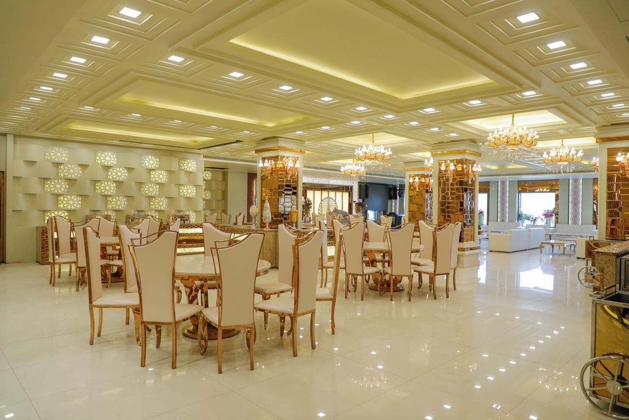 The Grand Parisian Otel Delhi  Dış mekan fotoğraf